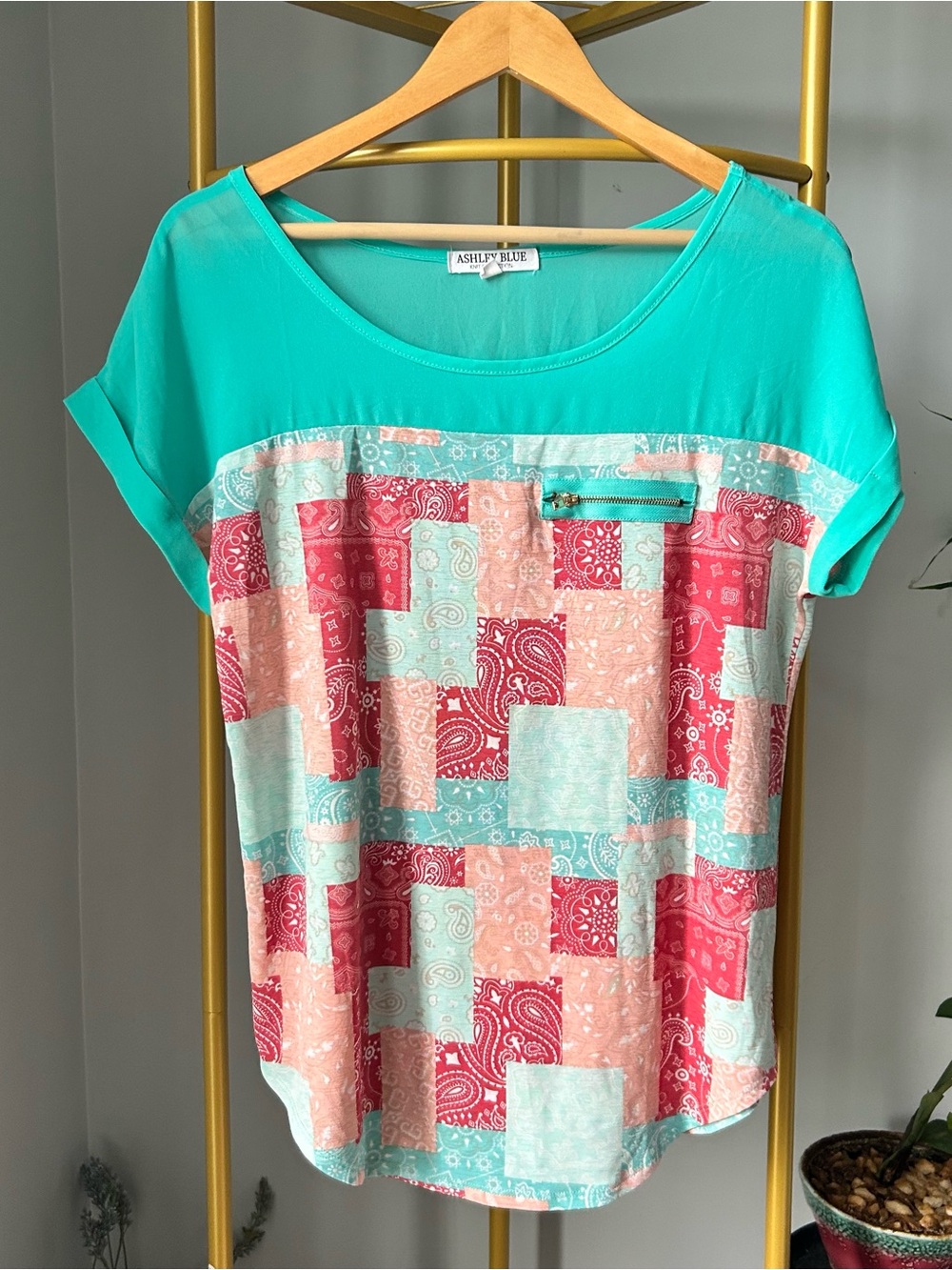 Ashley Blue Teal Patchwork paisley Short Sleeve Blouse and zipper accent size XL